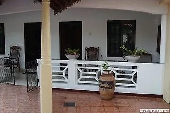 Embiente Guest House Negombo