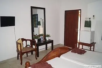 Embiente Guest House Negombo