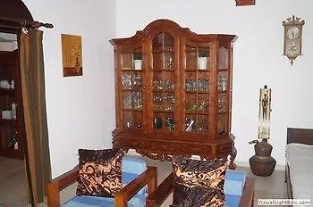 Embiente Guest House Negombo